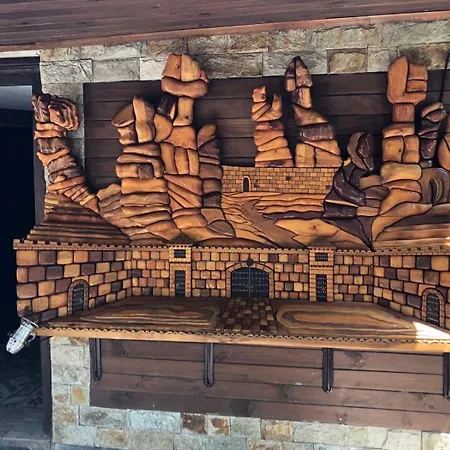 двата ореха Villa Protopopintsi