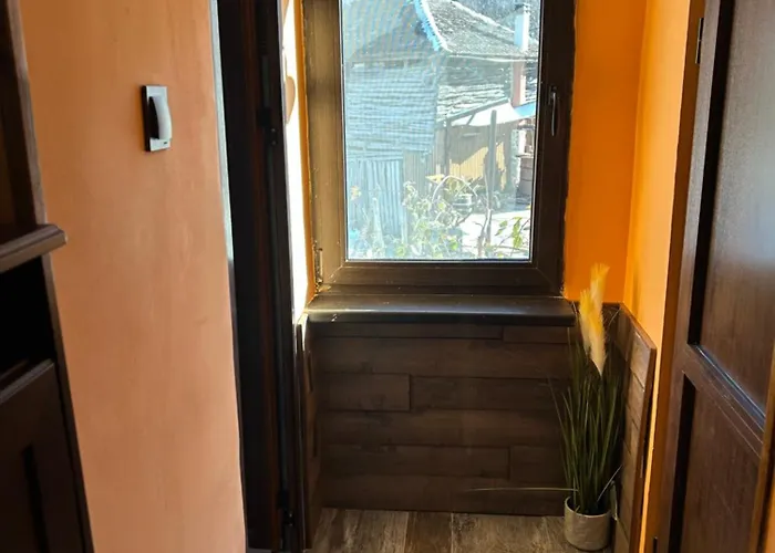 двата ореха ヴィラ Protopopintsi