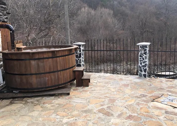 двата ореха ヴィラ Protopopintsi