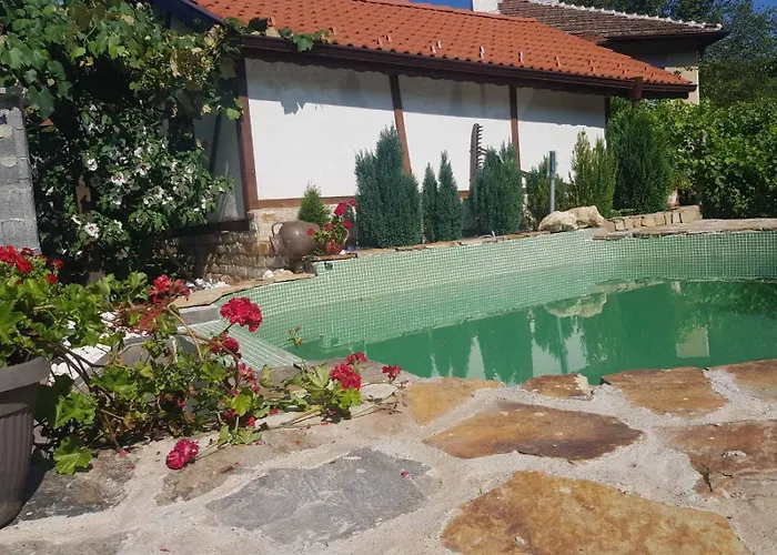 двата ореха ヴィラ